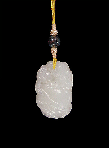 Reverse: Nephrite Pendant, mutton fat, carved with a large peach and two smaller peaches and a sturdy looking bird clinging to the edge with a ruyi fungus.