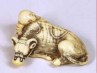 Ivory Bullock netsuke