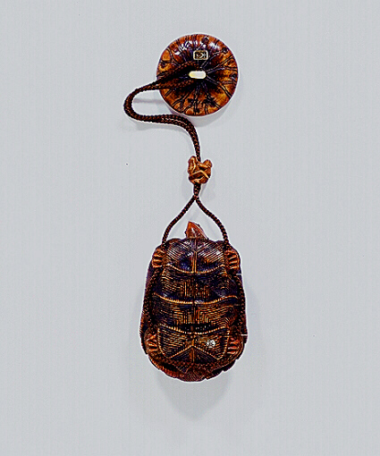 Reverse: L13 Carved Wood Tortoise inro with stag-antler manju