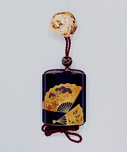 Fans inro with stag-antler netsuke