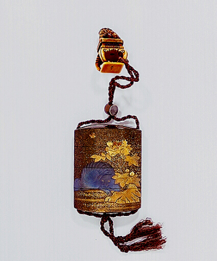 Reverse: Inro decorated in gold and silver with Shishi and dragonfly, with an ivory netsuke shishi.