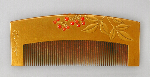 Lacquer Cherry Comb