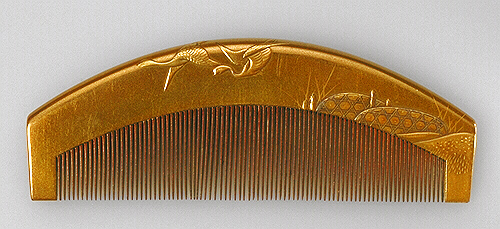 Reverse: Lacquer Boat Comb